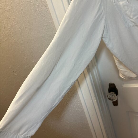 Style Envy White Cropped Button Down w/Tie at Waist-Size Large - Picture 3 of 5